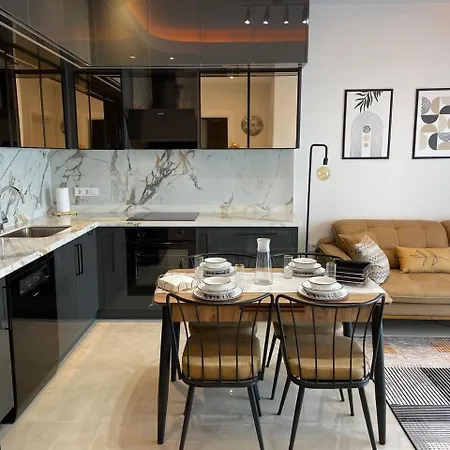 Apartment Stylish In Yekta Royal Club