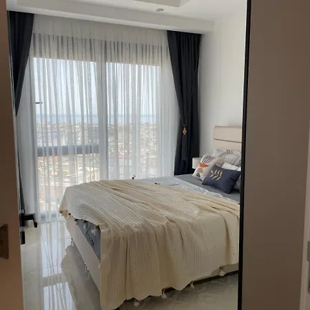 Stylish In Yekta Royal Club Apartment