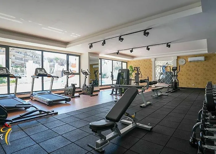 Apartment Stylish In Yekta Royal Club